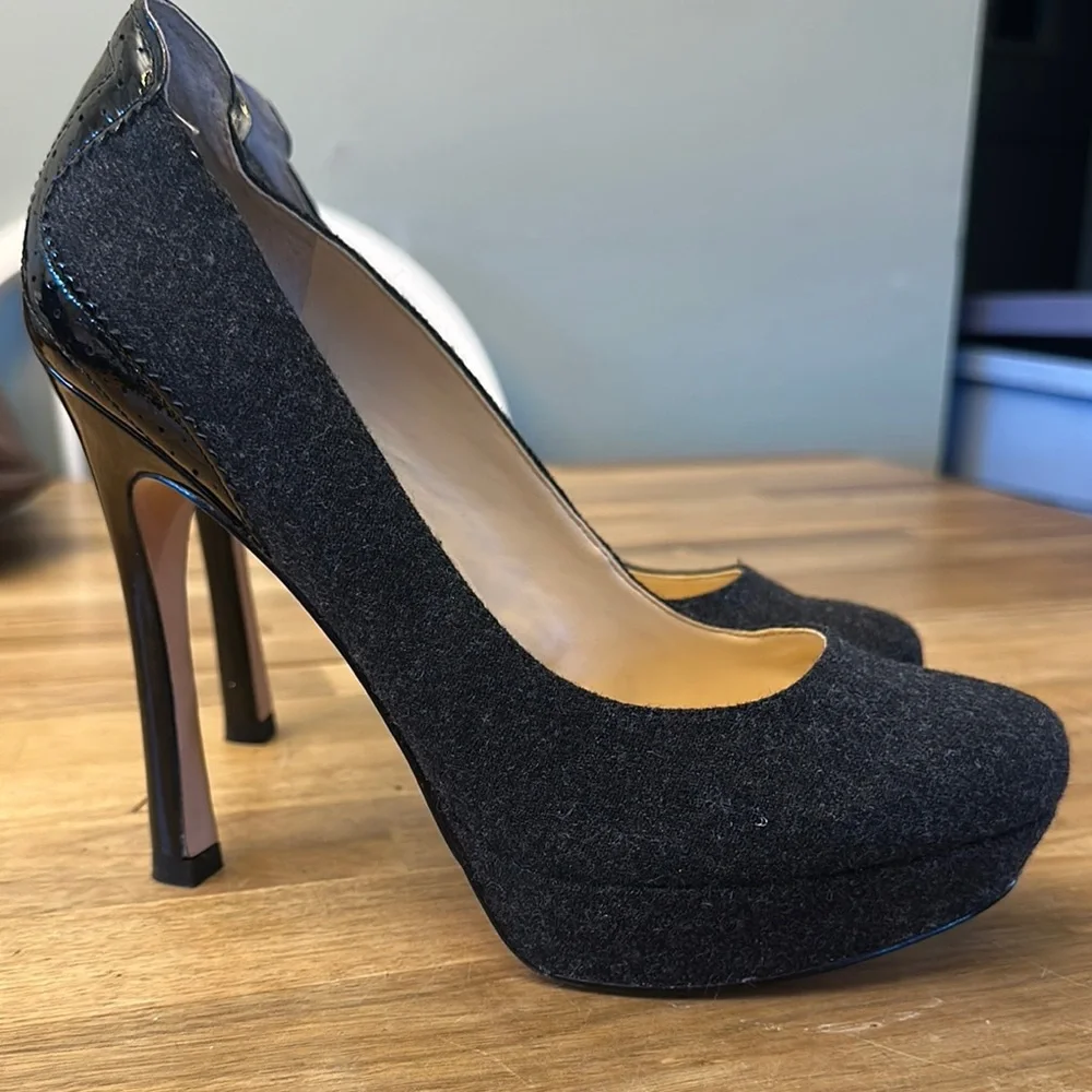 IVANKA TRUMP platform pumps